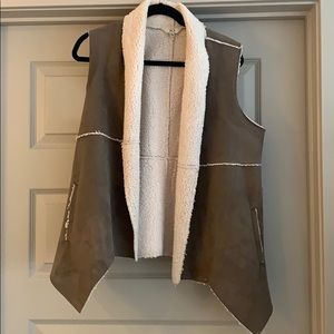 Olive Grey Fleece Jack by BB Dakota Vest